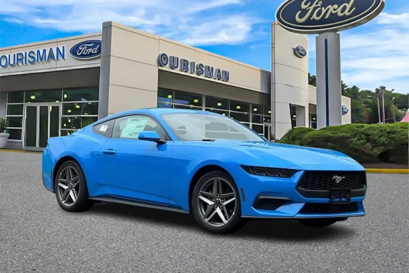 2025 Ford Mustang EcoBoost photo 1