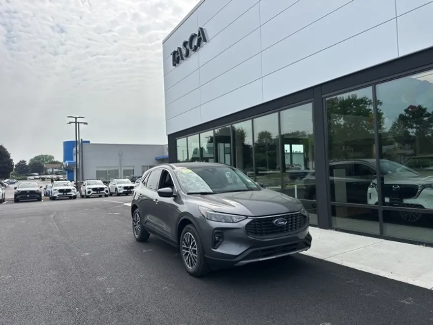 2024 Ford Escape Plug-In Hybrid Base photo 1