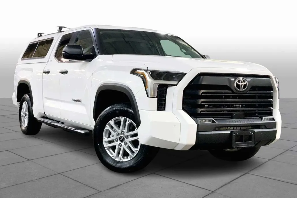2024 Toyota Tundra SR5 photo 1