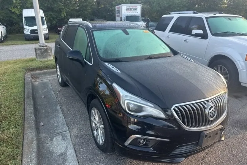 2017 Buick Envision Essence photo 1