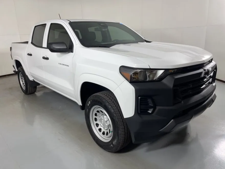 2026 Chevrolet Colorado Work Truck photo 1