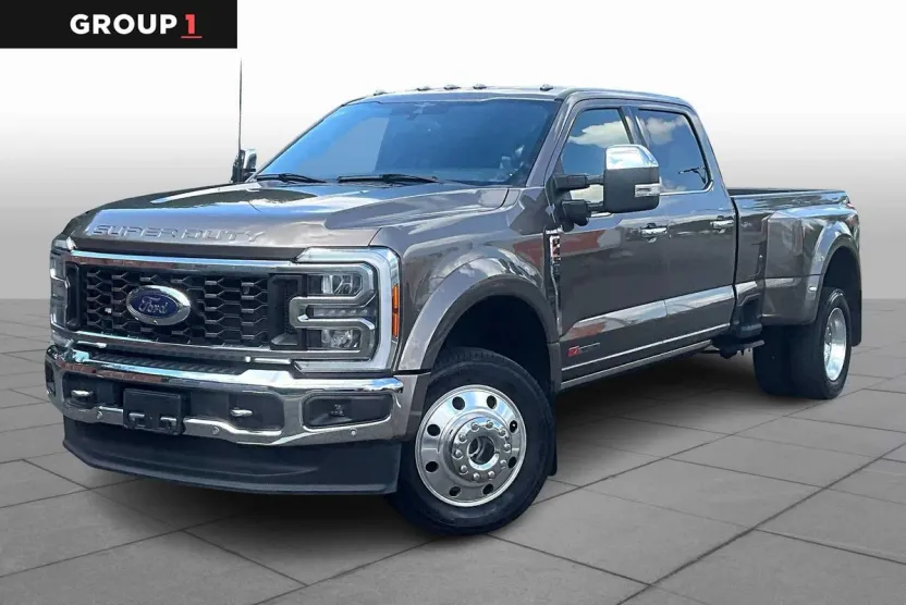 2023 Ford F-450 King Ranch photo 1