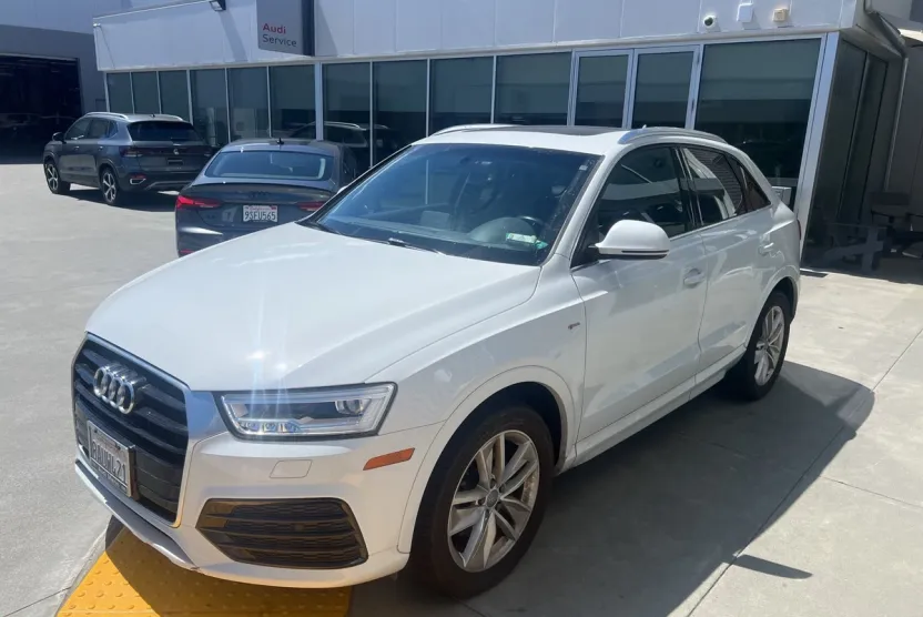2018 Audi Q3 Premium Plus photo 1