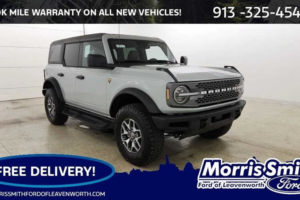 2024 Ford Bronco Badlands photo 1