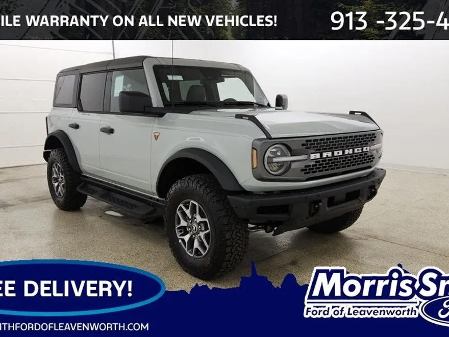 2024 Ford Bronco Badlands photo 1