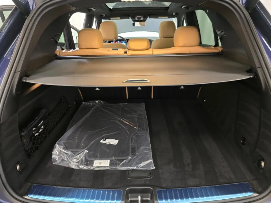 2025 Mercedes Benz GLE 350 4MATIC photo 1
