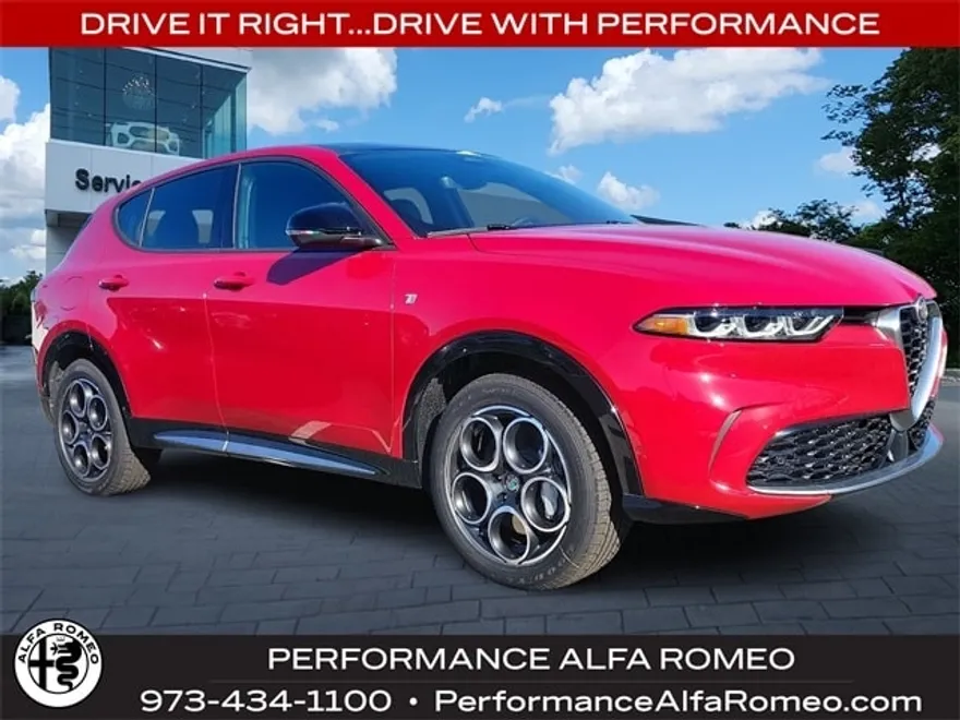 2024 Alfa Romeo Tonale Ti photo 1
