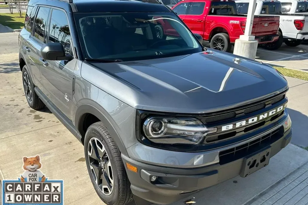 2024 Ford Bronco Sport Outer Banks photo 1