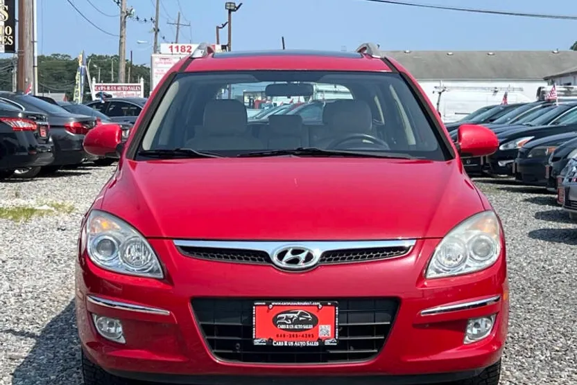 2012 Hyundai Elantra Touring SE photo 1