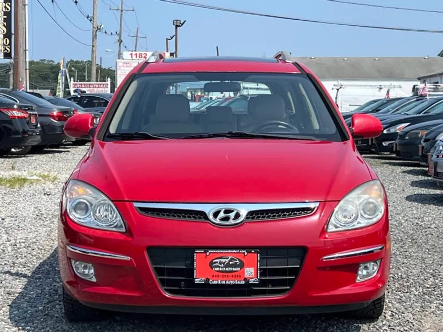 2012 Hyundai Elantra Touring SE photo 1