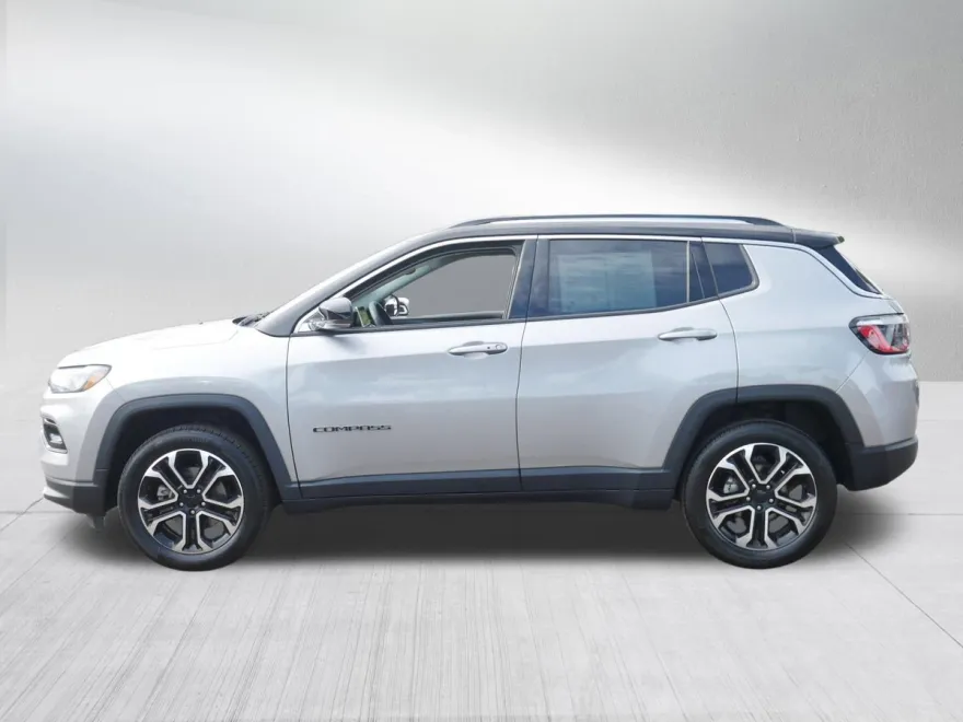 2022 Jeep Compass Limited photo 1
