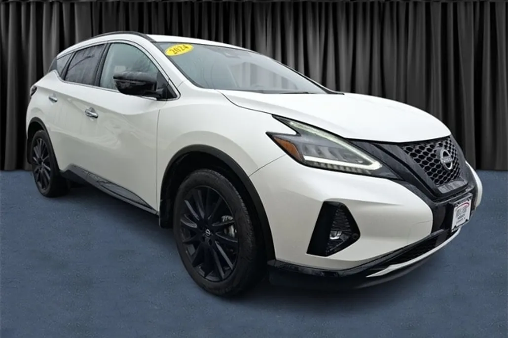 2024 Nissan Murano SV photo 1