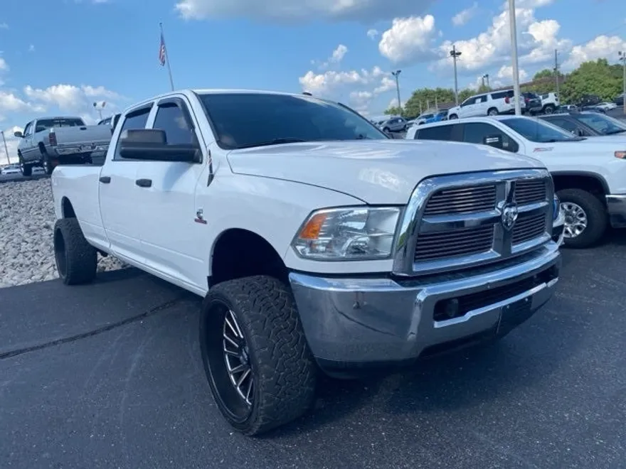 2017 Ram 2500 Tradesman photo 1