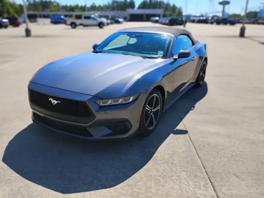 2024 Ford Mustang EcoBoost photo 1