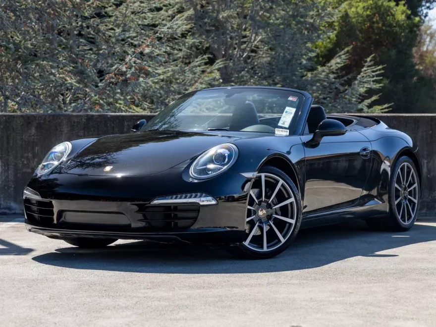 2013 Porsche 911 Cabriolet photo 1