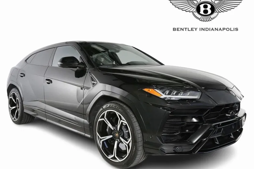 2022 Lamborghini Urus Base photo 1