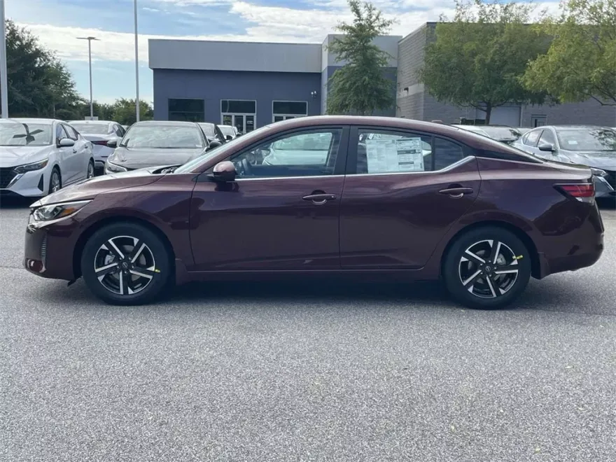 2025 Nissan Sentra SV photo 1