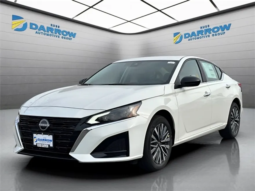 2025 Nissan Altima 2.5 SV photo 1