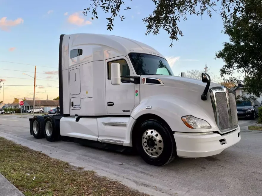 2019 Kenworth T680 photo 5