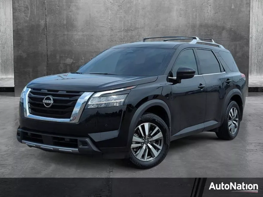 2024 Nissan Pathfinder SL 4x4 photo 1