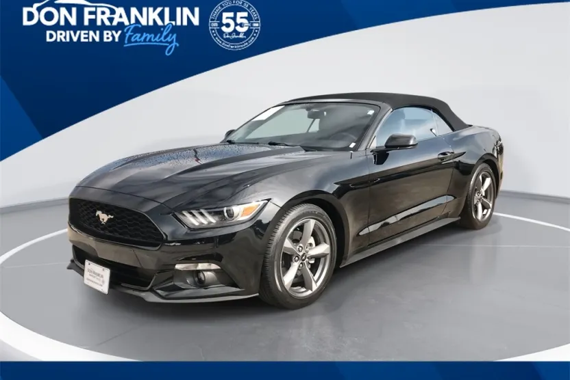 2015 Ford Mustang V6 Convertible photo 1