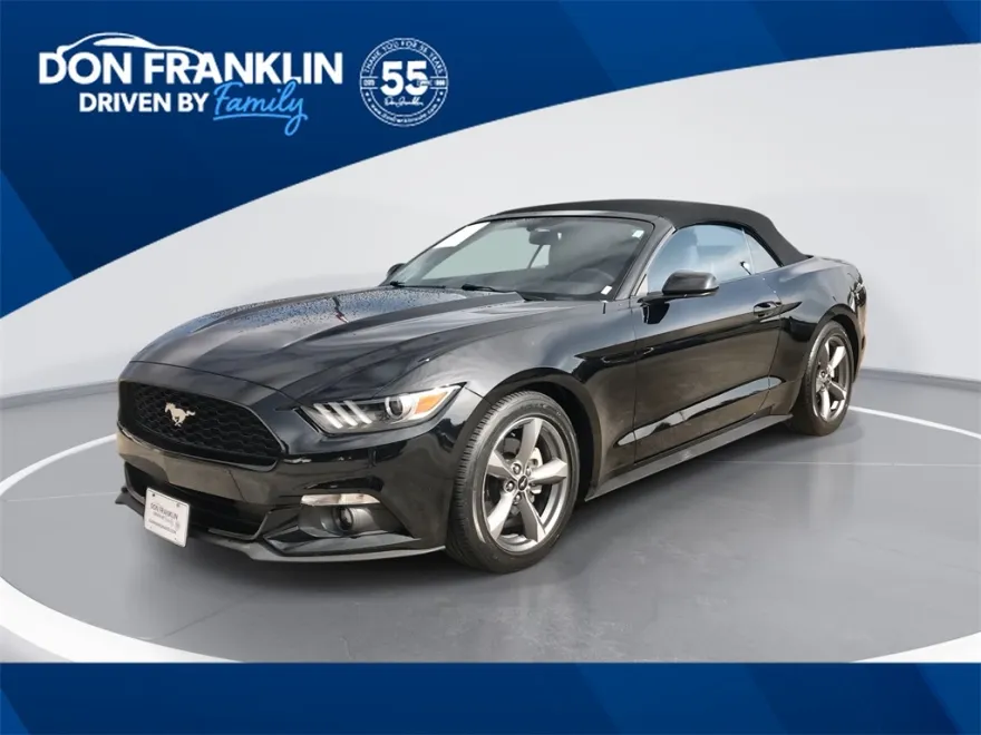 2015 Ford Mustang V6 Convertible photo 1