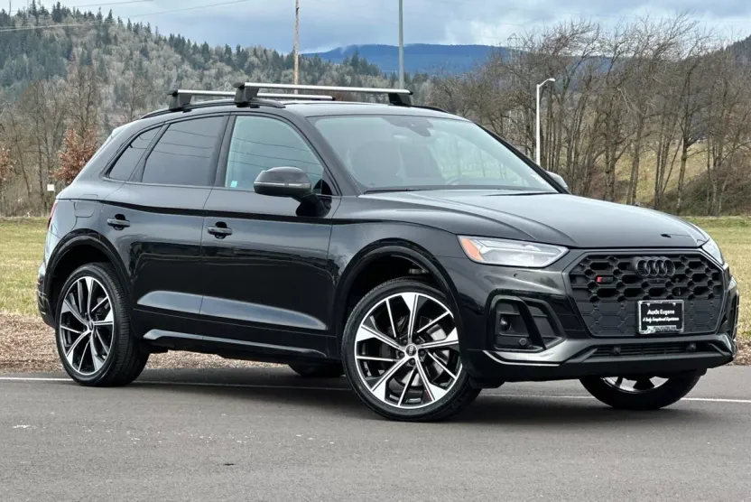 2024 Audi SQ5 Premium Plus photo 1