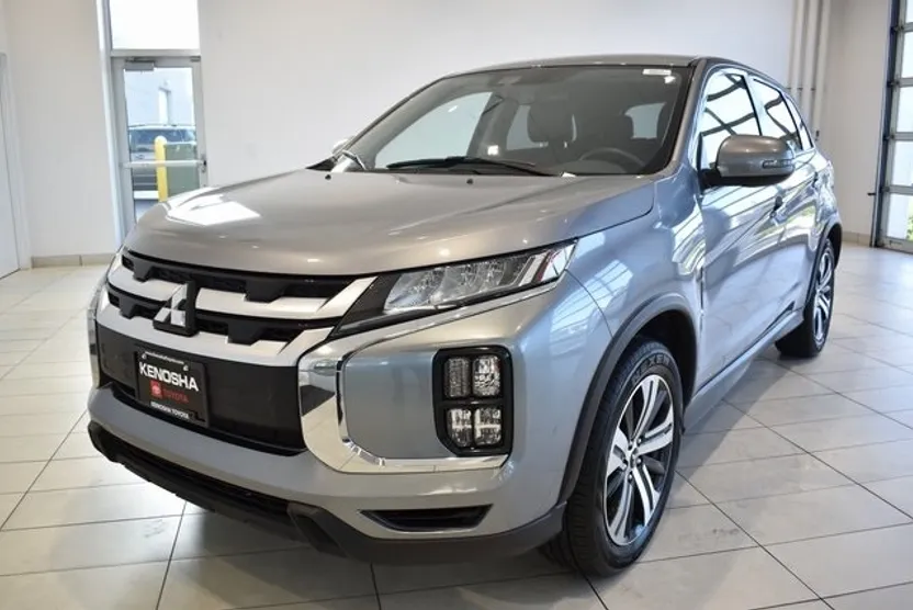 2024 Mitsubishi Outlander Sport ES photo 1
