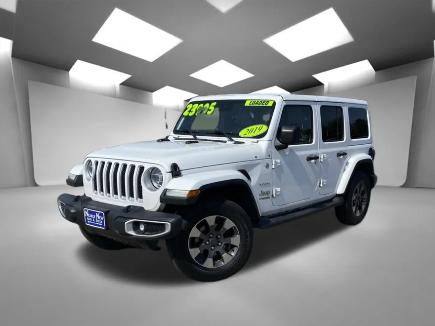 2019 Jeep Wrangler Unlimited Sahara photo 1