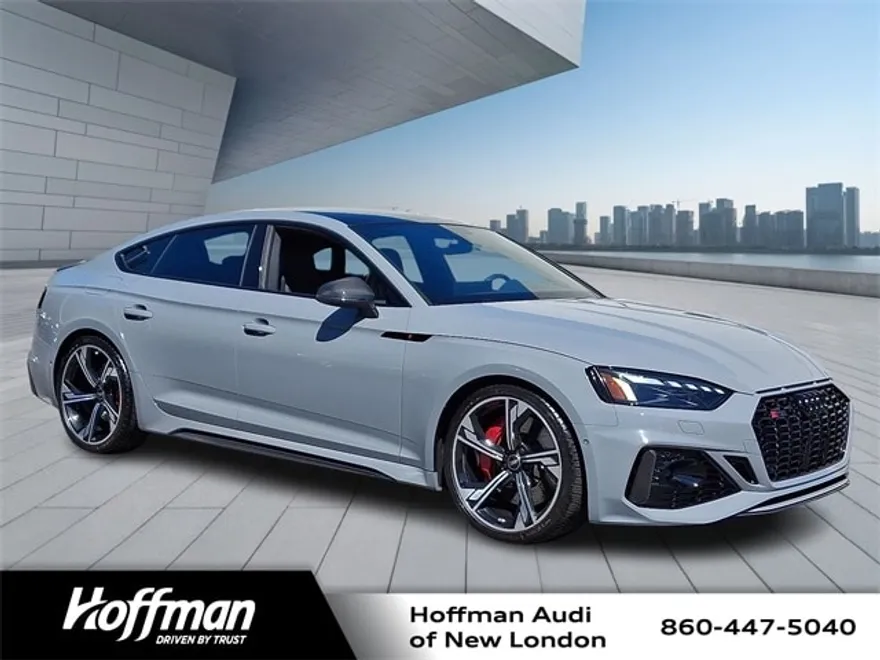 2023 Audi RS 5 photo 1