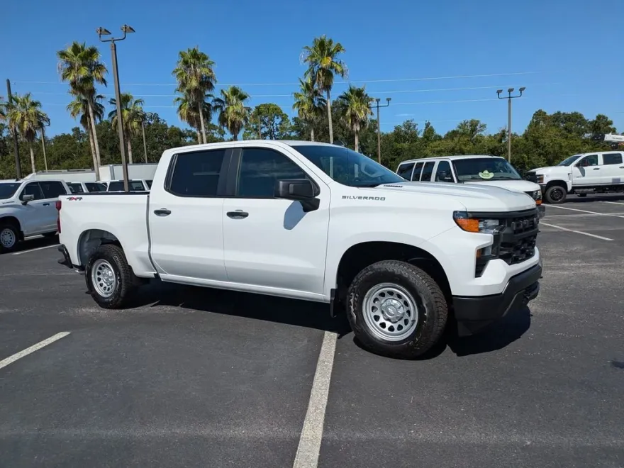 2025 Chevrolet Silverado 1500 photo 1