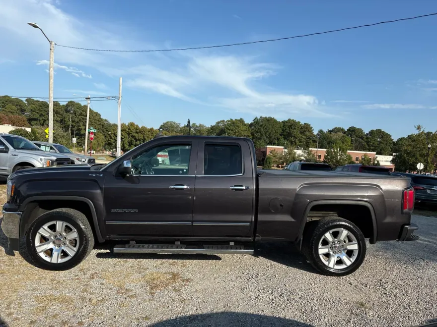 2016 Gmc Sierra 1500 SLT photo 1