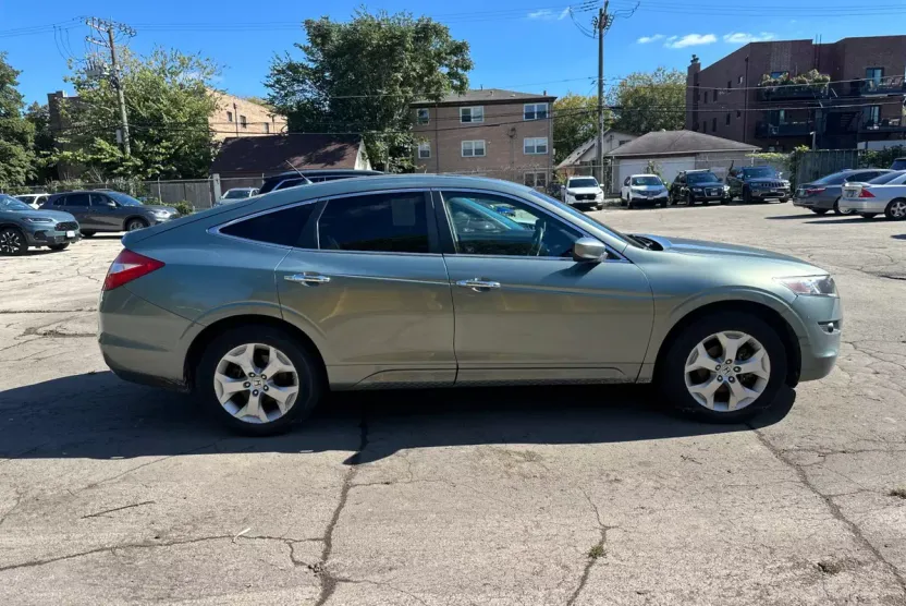 2011 Honda Crosstour EX-L photo 1