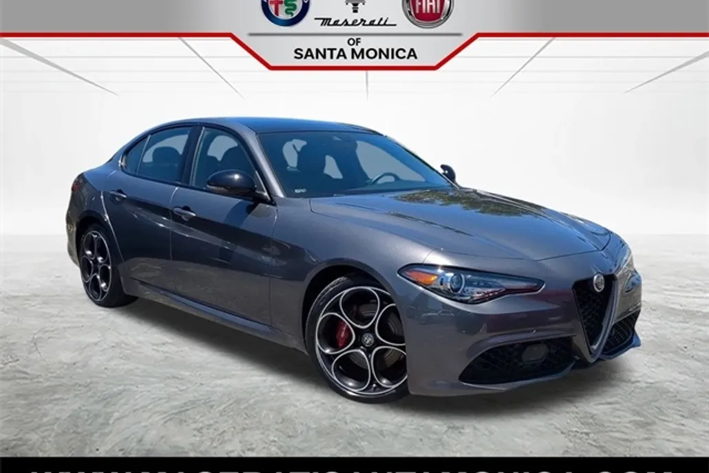 2022 Alfa Romeo Giulia Ti - VELOCE photo 1