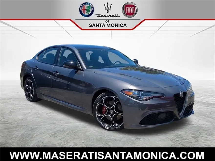 2022 Alfa Romeo Giulia Ti - VELOCE photo 1