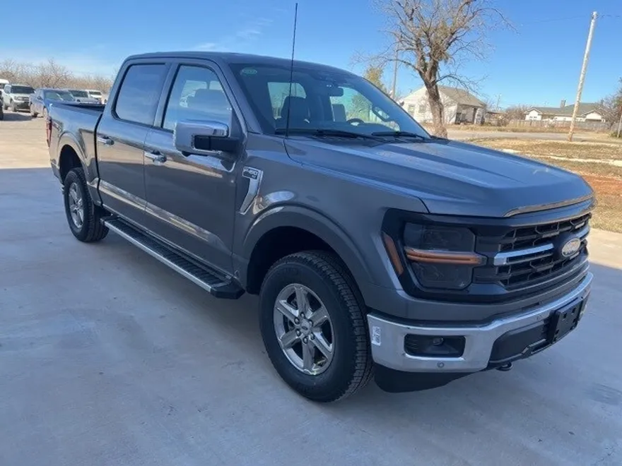2025 Ford F-150 XLT photo 1