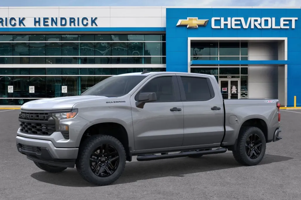 2026 Chevrolet Silverado 1500 Custom photo 1