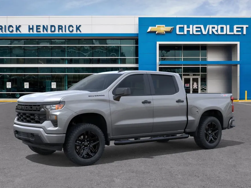 2026 Chevrolet Silverado 1500 Custom photo 1