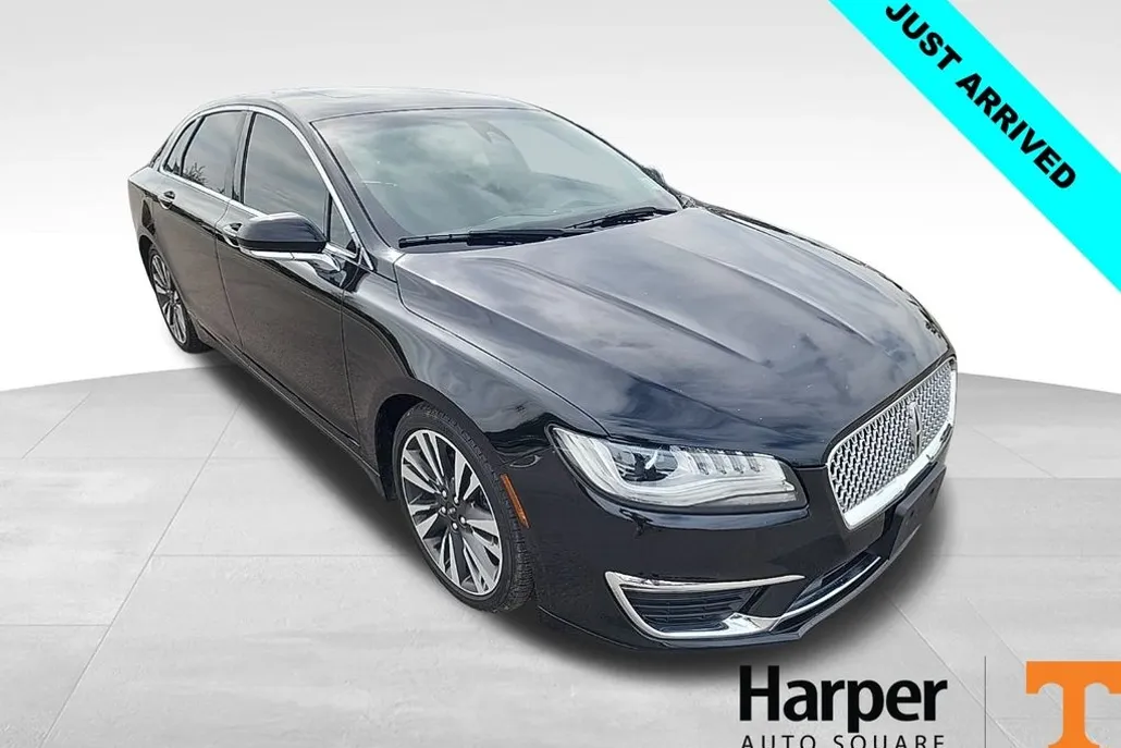 2017 Lincoln MKZ Reserve photo 1