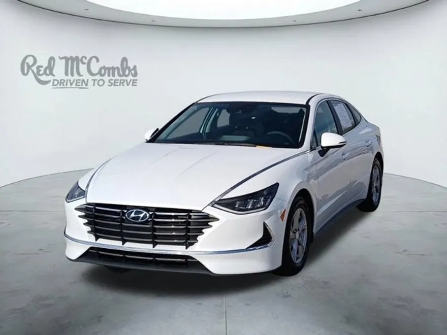 2022 Hyundai Sonata SE photo 1