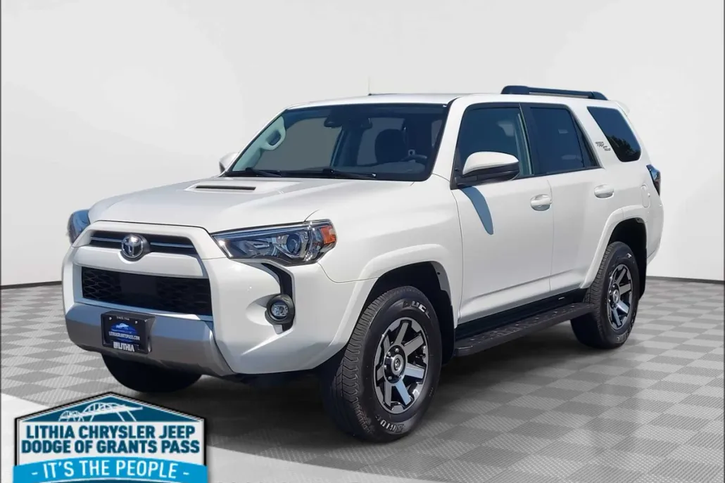 2024 Toyota 4Runner TRD photo 1