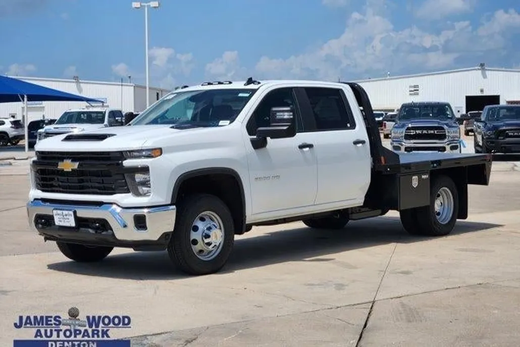 2025 Chevrolet Silverado 3500HD Work Truck photo 1