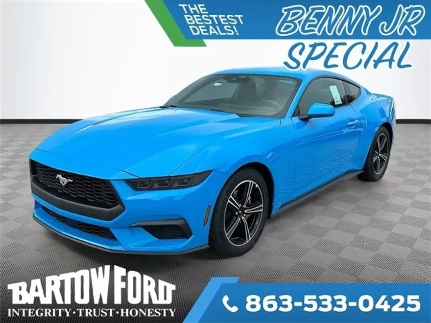 2025 Ford Mustang EcoBoost Premium photo 1