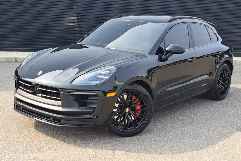2023 Porsche Macan GTS photo 1