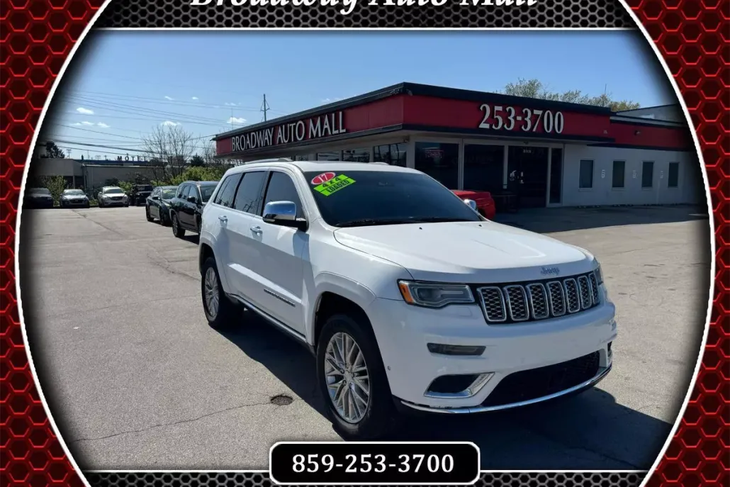 2017 Jeep Grand Cherokee Summit photo 1