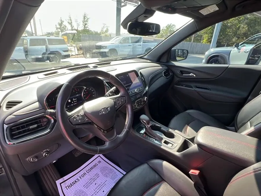 2022 Chevrolet Equinox RS photo 1