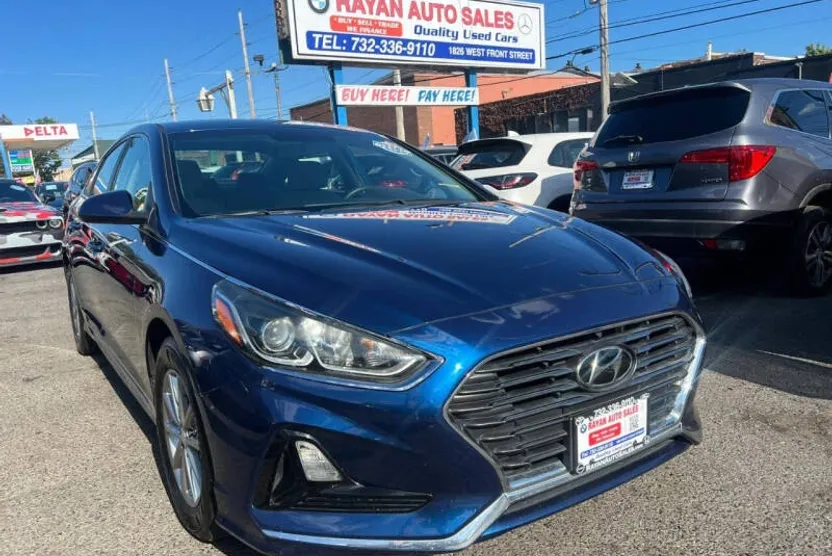 2019 Hyundai Sonata SE photo 1