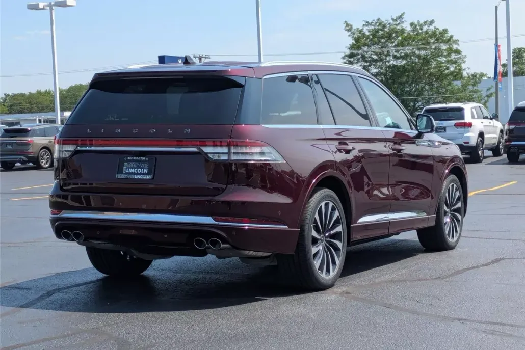 2022 Lincoln Aviator Black Label Grand Touring photo 1