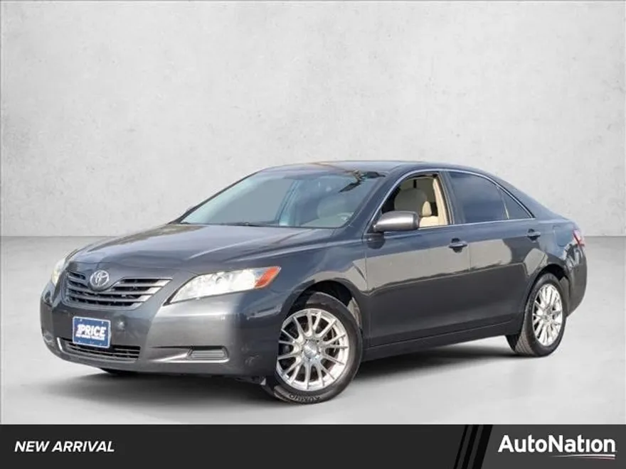 2007 Toyota Camry LE photo 1