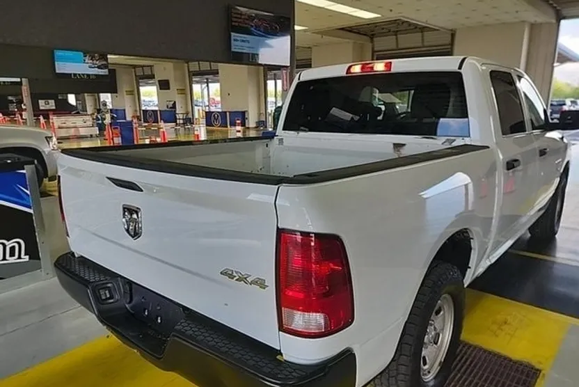 2022 Ram 1500 Classic Tradesman photo 1